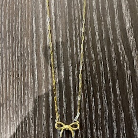 Pearl Bow Necklace. NEW - Picture 7 of 7
